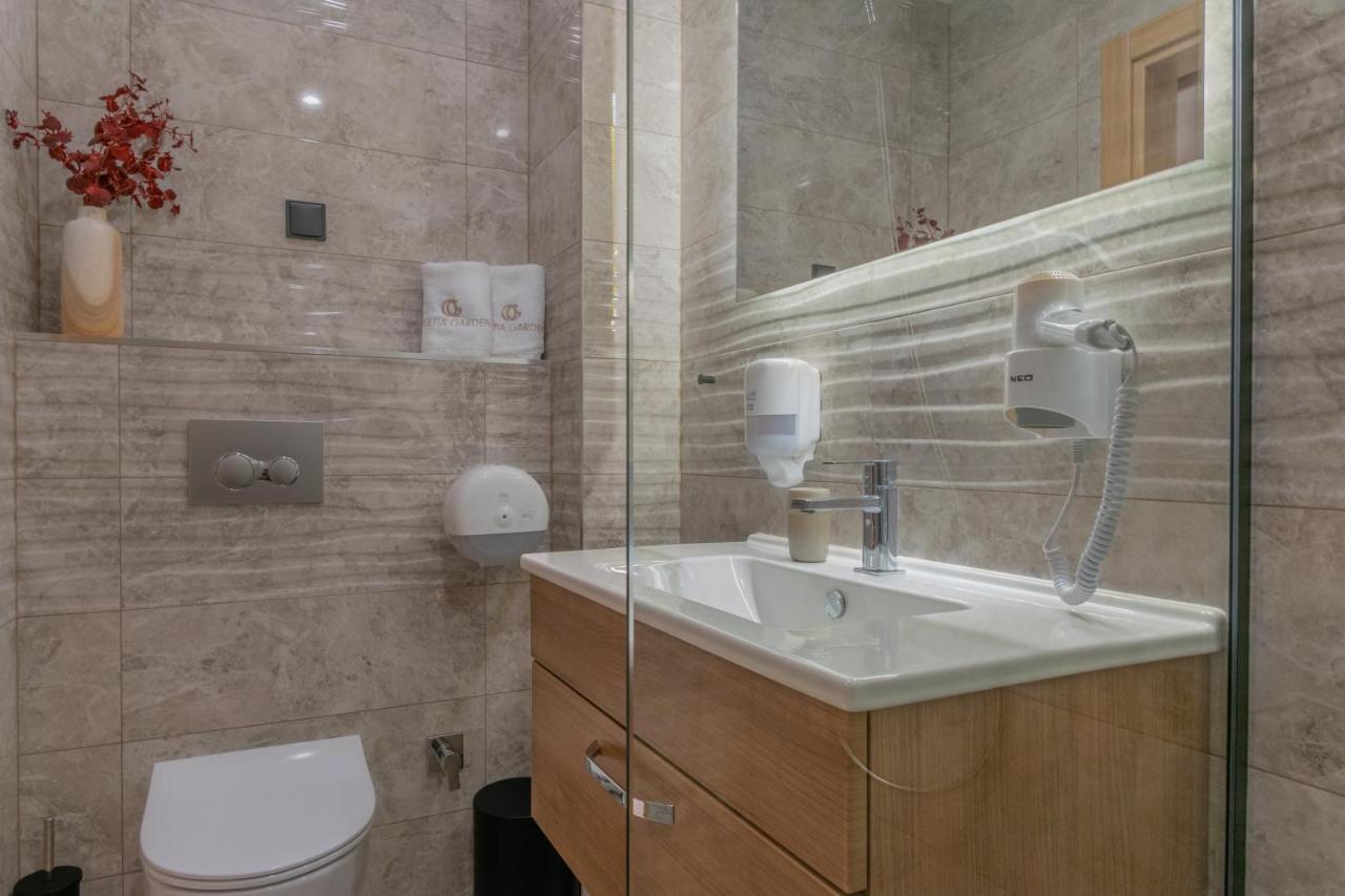 Hotel Osetia Garden Momchilgrad Εξωτερικό φωτογραφία