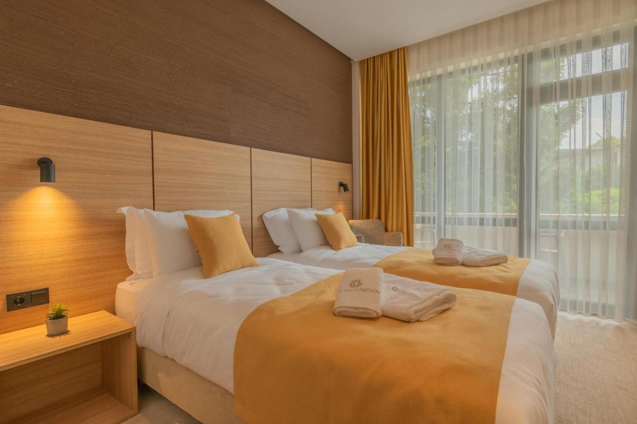 Hotel Osetia Garden Momchilgrad Εξωτερικό φωτογραφία