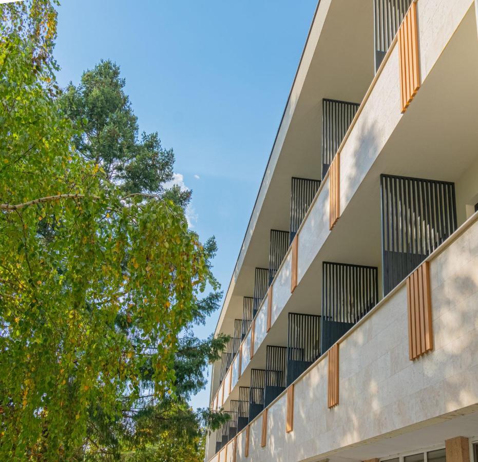 Hotel Osetia Garden Momchilgrad Εξωτερικό φωτογραφία